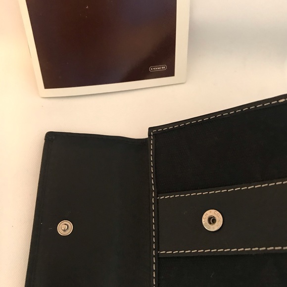 Coach Wallet - Picture 4 of 5